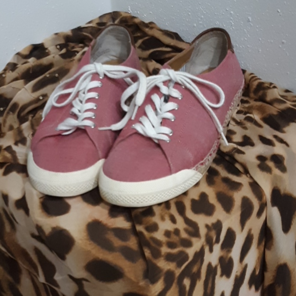 Bass sneakers